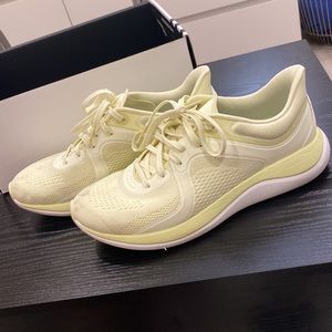 Lululemon Women’s CHARGEFEEL Workout Low